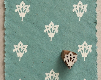 Tribal Blossom Wooden Printing Block, 3cm Hand Carved Indian Wood Stamp, Floral Motif for Fabric, Textile, Paper, Clay & Crafts
