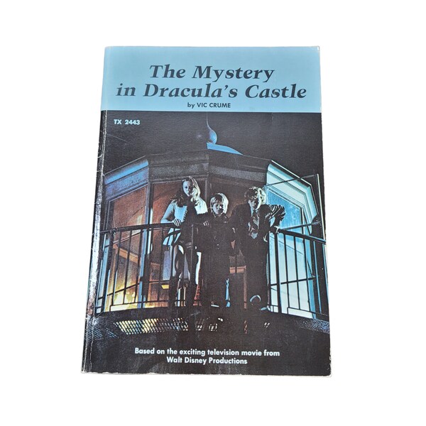 The Mystery at Dracula's Castle Vic Crume Paperback Chapter Book 1973 Mystery 3461