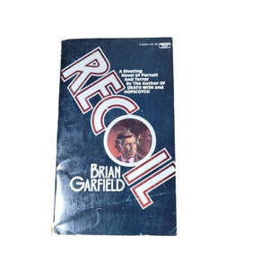 Recoil Brian Garfield 1977 Fawcett Crest Paperback 2712