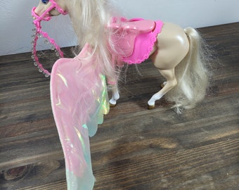Barbie rainbow horse 2025