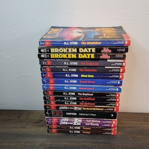 Build A Book Lot Collection CHOOSE TITLES R.L. Stine Chapter Books 80s Young Adult Teen Horror Novels Fiction 8.7