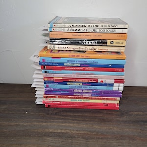 LOIS LOWRY Build A Book Lot Collection Choose Titles Anastasia Krupnik Number the Stars Paperback and Hardcover Books