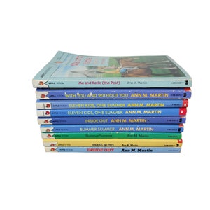 ANN M MARTIN Costruisci un lotto di libri Scegli i titoli Eleven Kids one Summer e Inside Out Ten Kids No Pets Bummer Summer Anni '80 Libri tascabili