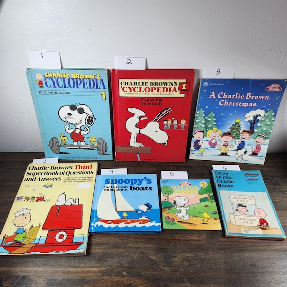CHARLIE BROWN SNOOPY and Friends Peanuts Choose Titles Books