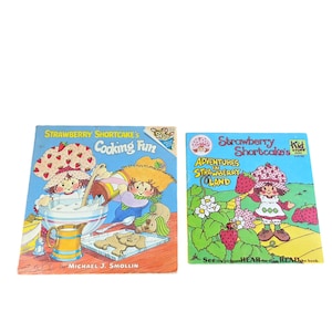 Strawberry Shortcake Cooking Fun Adventures in Strawberry Land Book Vintage 1980 Paperback Kids Cookbook PL332