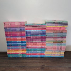 SWEET VALLEY TWINS Costruisci un lotto di libri Scegli i titoli Libri Francine Pascal Anni '80 Romanzi per giovani adulti Narrativa