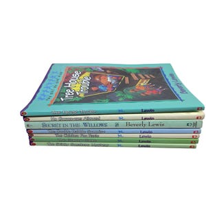 The Cul-de-Sac Kids Series Paperbacks Beverly Lewis Lot of 7 L3829