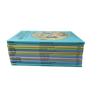 DISNEY SMALL WORLD Biblioteka Groiler Zbuduj działkę książek Wybierz tytuły Książki obrazkowe dla dzieci w twardej oprawie Vintage