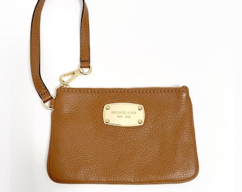 Michael Kors Jet Set tan / camel / cognac pebbled leather small wristlet wallet with gold-plaque logo
