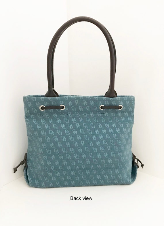 SWITCH OUT THREE BAGS *COACH *LOUIS VUITTON *DOONEY & BOURKE/ NEW BAG  REVEAL. 
