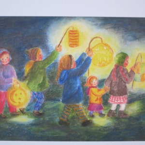 Desfile de lanternas - cartão postal - mesa sazonal - Waldorf - lanternas de jardim de infância - cartão de outono - lanterna - item infantil nº HEPK19