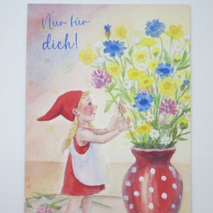 Gnomo com flores - cartão postal - mesa sazonal - Waldorf - aniversário - anão - gnomo - celebração - Art. SOPK155