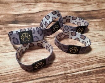 Snow Leopard Spots Elastic Wristband