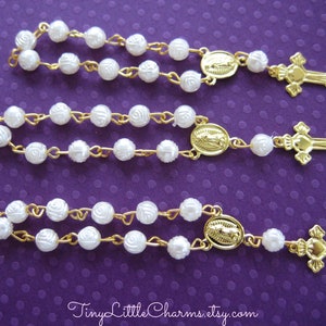 Pearl Mini Rosary with Gold Chain for Christening, Baptism, First Communions Celebration, Religious favors, 3.5 Length, Set of 10 image 3