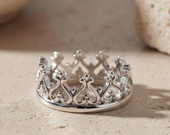 Ornate Crown Ring 925 Sterling Silver Polished Finish Royal Tiara Band Vintage Style Gift for Her