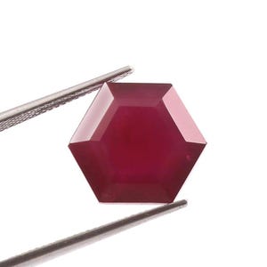 Rubino naturale sfaccettato AAA, 17,55 carati, forma esagonale, pietra preziosa sciolta per la creazione di gioielli, 14x14x8 mm