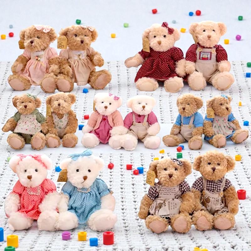 テディベアぬいぐるみ2体セット – 服を着たぬいぐるみ人形、お揃いの服