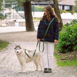 Multi-position shoulder leash in HEXA (equivalent to biothane)
