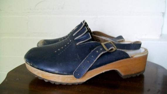 old navy clogs