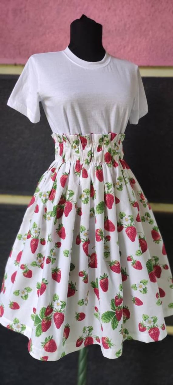 【人気ショップが最安値挑戦！】 Strawberry Cotton Elasticated Skirt/ Strawberry Skirt スカート