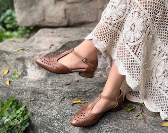 Zapatos Mary Jane de cuero hechos a mano, sandalias con tira en T para mujer, sandalias vintage de punta cerrada, bailarinas británicas de estilo clásico, calzado de verano.