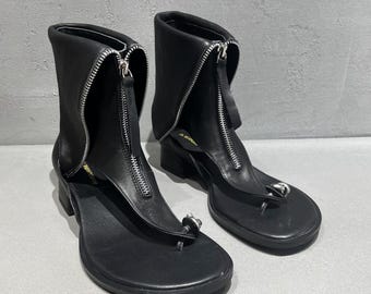Sandalias romanas de gamuza hechas a mano para mujer, sandalias boho con puntera tabi, sandalias de tobillo con cremallera de piel de vaca, zapatos gladiador para festivales, botines de cuero de verano.