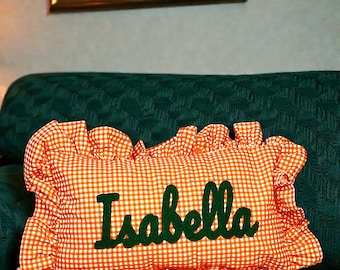 Cuscino a quadretti personalizzato con inserto incluso, cuscino con nome personalizzato, cuscino con volant