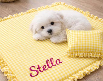 Personalized Pet Blanket and Pillow Set, Custom Dog Mat Bed, Ruffle Edge Pet Bedding