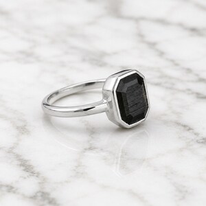 Black Onyx Hexagon Bazel Ring, 925 Sterling Silver Geometric Ring , Minimalist Statement Ring, Gift For Her, Everyday Jewelry.
