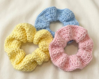 Grof gehaakt scrunchiepatroon, eenvoudige boho-haarstrik (pdf-download)