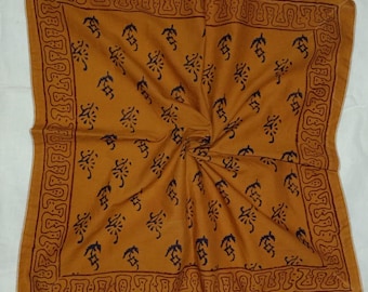 Pañuelo bandana de algodón orgánico con estampado de bloques y diseño de cachemira teñido a mano