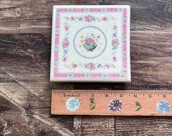 Salvamanteles vintage de porcelana Royal Doulton con estampado floral / Plato caliente de porcelana inglesa / Decoración de cocina estilo cottagecore