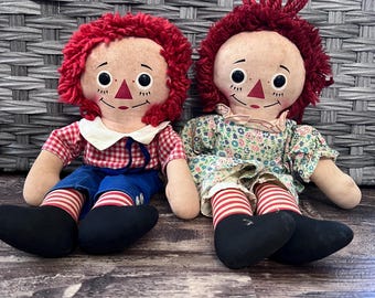 Muñecos de tela Knickerbocker Raggedy Ann Andy vintage / Par de muñecos de tela, juguetes con cabello de hilo rojo