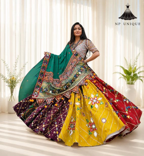 green garba dress Multicolor Navratri Lehenga Choli, Gujarati Mirror Work Dress, Muslin Cotton Chaniya Choli skirt modern garba dress