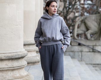 Hellgraues Oversized Trainingsanzug Set für Frauen | Benutzerdefinierte Farboption | Weites Bein Jogginghose & Hoodie | Fleece oder Normaler Stoff