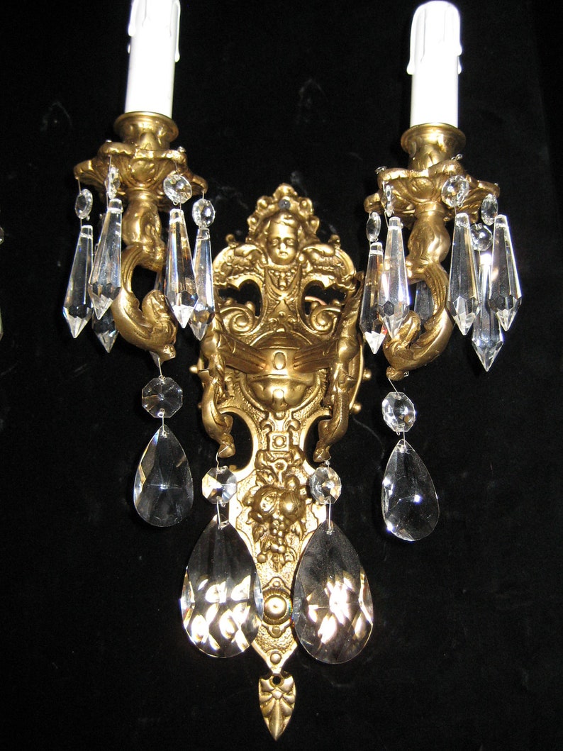 French style bronze and crystal wall light sconce with angel face sculpture by Sergio Merlin image 1