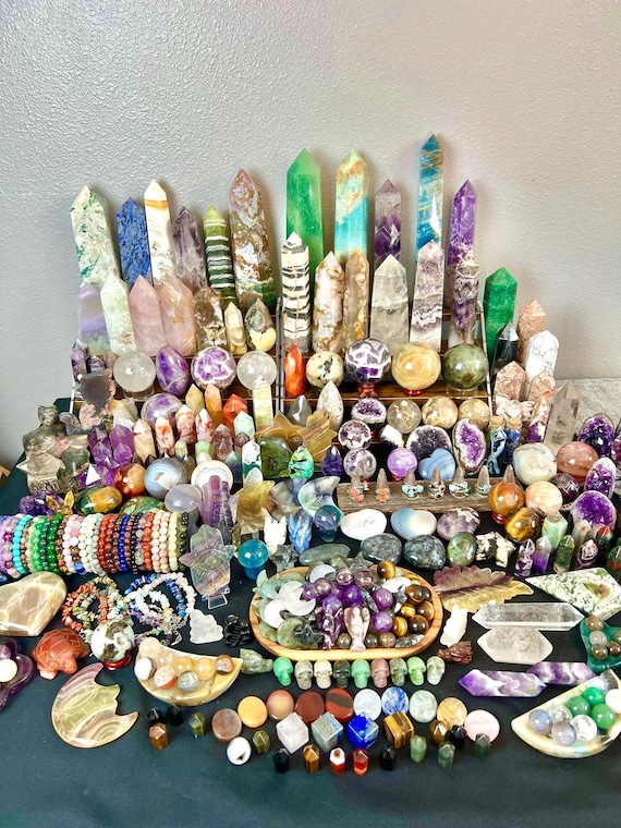 Natural Healing Crystal Surprise Box – Hand-Selected Gemstones, Meditation Decor