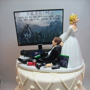 GAMER Funny Wedding Cake Topper SKY Video Game Gaming Junkie Addict Rehearsal Groom&#39;s X Adventure Bride and Groom