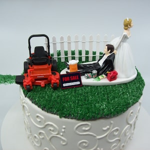 Grass Cutting Bride and Groom W/Diecast KUBOTA Lawn Mower Tractor Wedding Cake Topper Funny