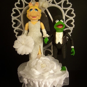 KERMIT the Frog in black Tux & Miss Piggy Wedding Cake Topper FUNNY The MUPPET Show Mayhem