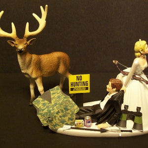 NO HUNTING DEER with Bow and Arrow  Bride and Groom Wedding Cake Topper Funny Sport