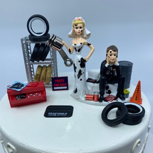 Adorno divertido para tarta de bodas Mecánica MECÁNICO DE AUTOMÓVILES Neumáticos y PISTÓN Pareja grasienta Impresionante tarta de novio Cena de ensayo humorística