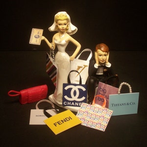 Peguei o CARTÃO DE CRÉDITO! Topper engraçado para bolo de casamento de noiva com sacolas de compras personalizadas