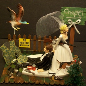 Fishing Bride and Groom Hunting Wedding Cake Topper