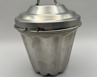 Forma do ciasta Bundt z aluminium w stylu vintage, forma do pieczenia w stylu retro, ryflowana forma do ciasta, wystrój kuchni, styl rustykalny, europejskie naczynia do pieczenia w stylu vintage