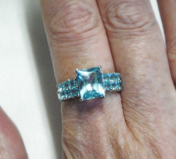 Blue Topaz Ring - 10k Solid White Gold - Large 2 1/2 Carat Center Stone - Natural Gems - Vintage