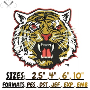 Pode incluir: Um emblema bordado de cabeça de tigre com pelo amarelo, preto e branco, olhos vermelhos e boca aberta com presas brancas. O texto abaixo diz SIZES: 2.5", 4", 6", 10" e FORMATS: PES, DST, JEF, EXP, EMB com um símbolo TM perto do tigre.