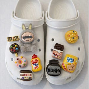 9 PC Anime Monster Shoe Charms, Kids Party Favors, Limited Time Special, Gift, Personalized Bild 2
