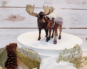 Moose Wedding Cake Topper | Animal Cake Topper | Rustic Wedding Cake Decor | Winter Wedding | Hunting Cake Topper | Bride & Groom Animals