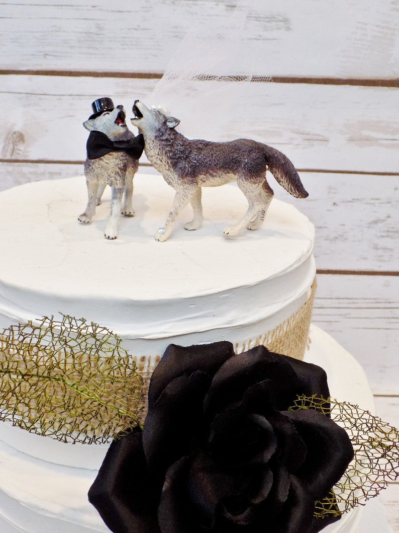 Wolf Wedding Cake Topper Bride Groom Wolf Animal Cake Etsy